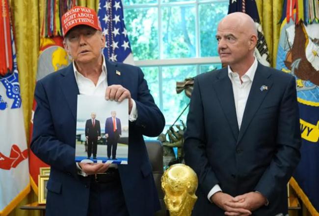 特朗普稱普京有可能出席世界杯 高調(diào)曬合影引發(fā)關(guān)注