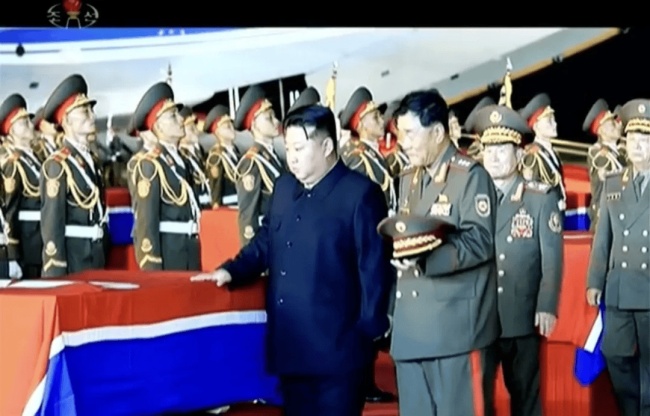 朝鲜公开出兵库尔斯克详情 金正恩下令参战