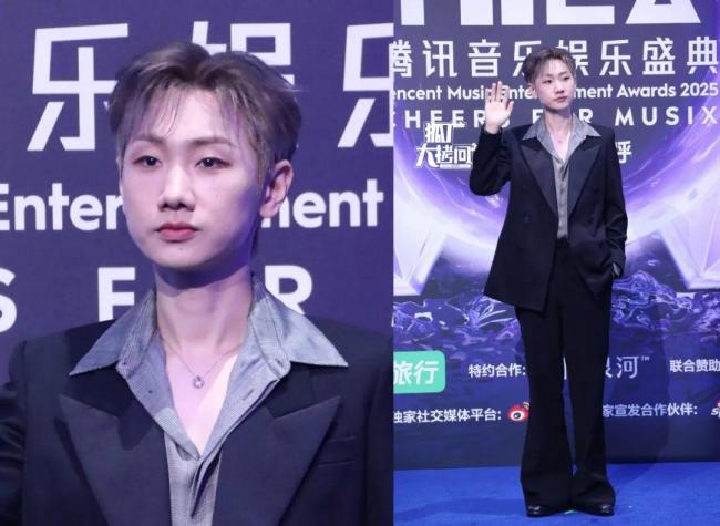 刘宇宁长靴比我腿长 音乐盛典造型抢镜