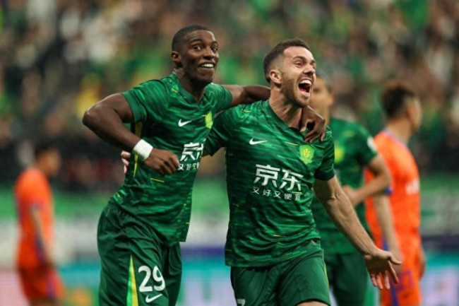 法比奥五连杀!造点 点射,17球领跑射手榜,4战三镇均破门