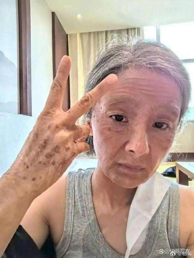 杨幂发文告别生万物和绣绣 角色蜕变引深思