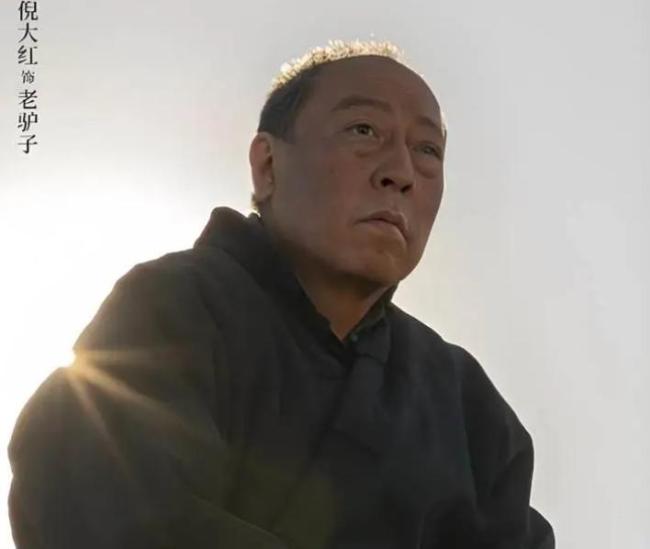 宋家腾《生万物》《归队》角色反差 演技硬核切换
