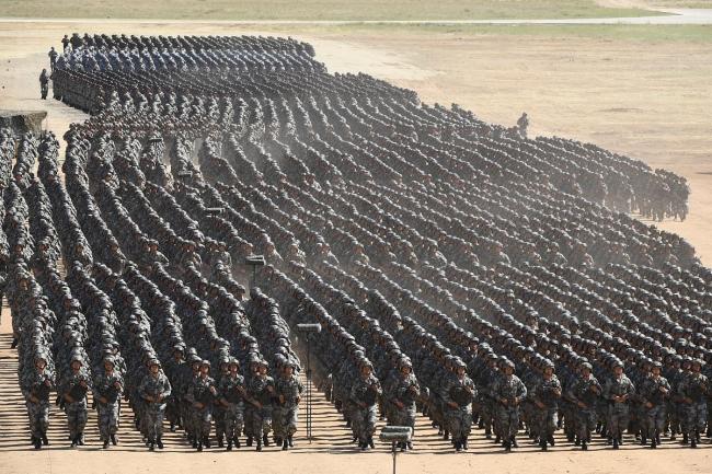 这是你没见过的阅兵训练画面
