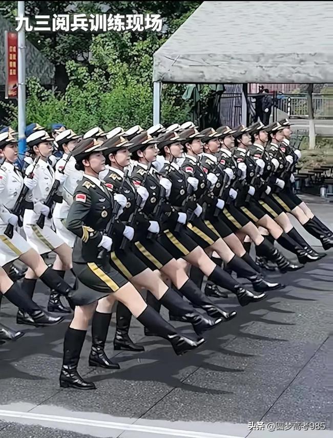 中国仪仗女兵誓做军中花木兰 展现巾帼风采