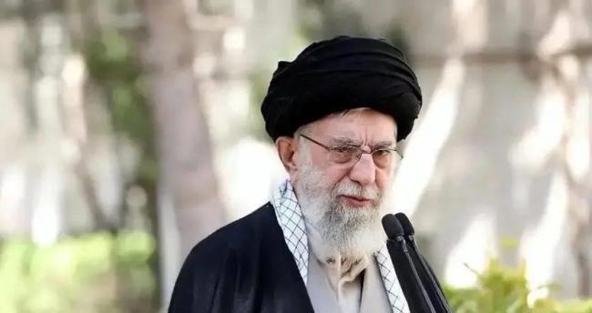 哈梅内伊:伊朗绝不屈服于美国压力 强硬立场引发风暴