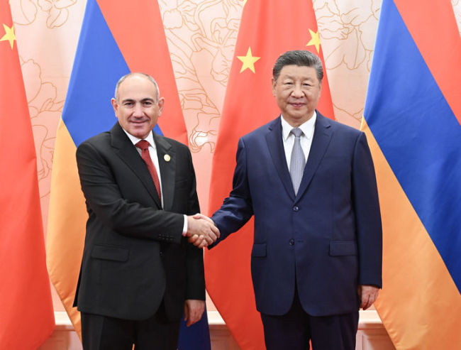 上合组织天津峰会|习近平会见亚美尼亚总理帕什尼扬