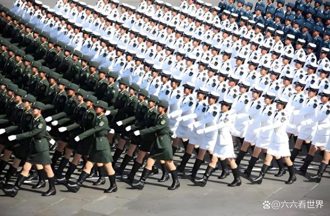 劈枪一刻，中国军人的帅气与力量！直击九三阅兵训练场