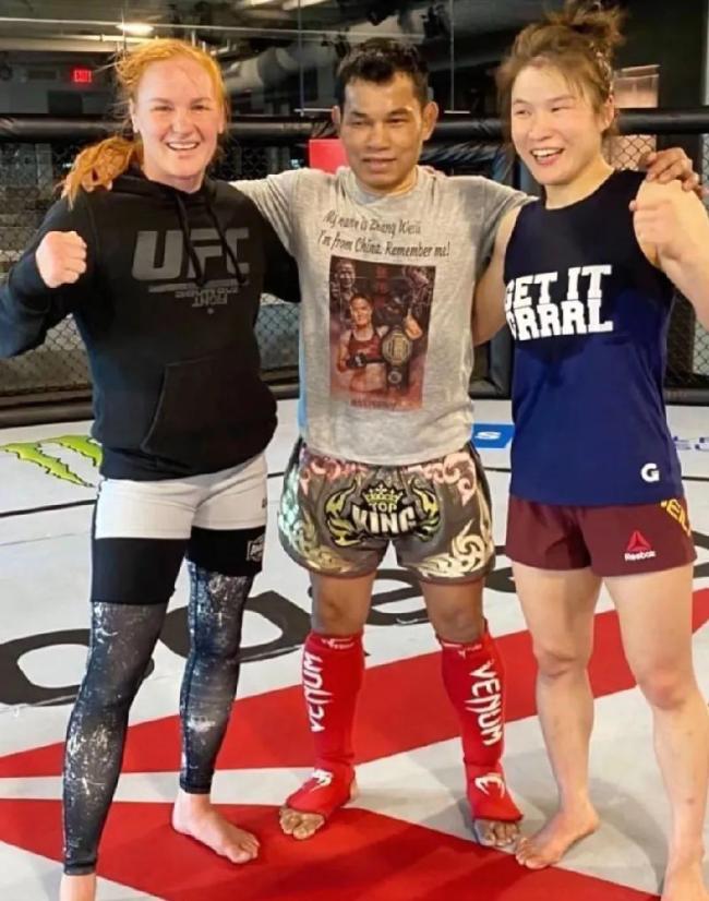 MMA小懂王张伟丽vs舍普琴科:全能对全能的战术僵局,伟丽靠什么赢