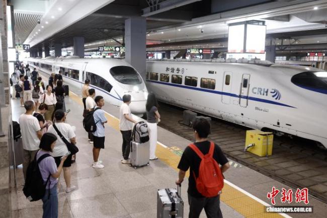长三角铁路暑运发送人数创历年新高