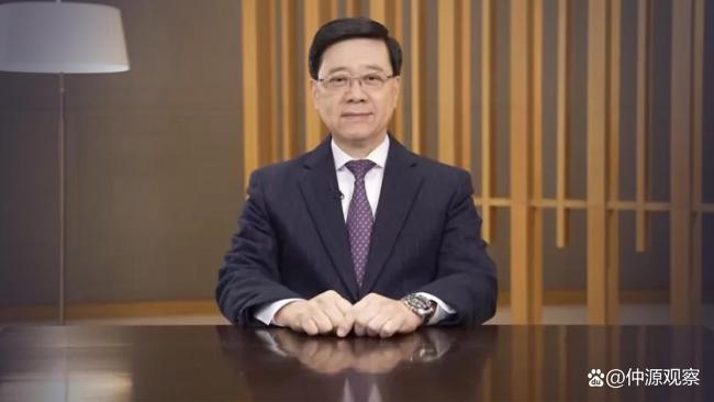 现场观看九三阅兵后 李家超发声