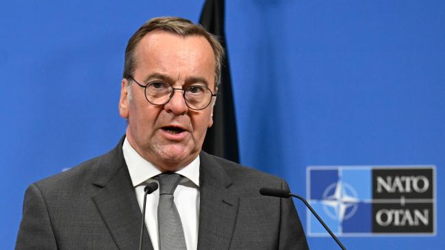 往乌克兰派兵？德防长：你欧盟哪来的权限 驳斥冯德莱恩说法