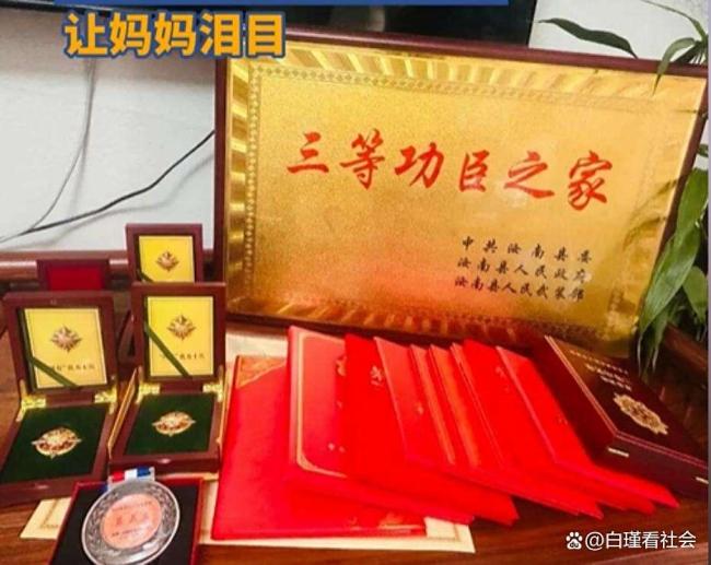 河南小伙张威任阅兵升旗手,每天挥臂1300下,13双破手套令人泪目