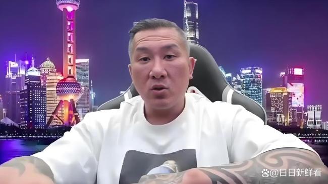 台网红馆长谈九三阅兵：非常骄傲 训练艰辛触动人心