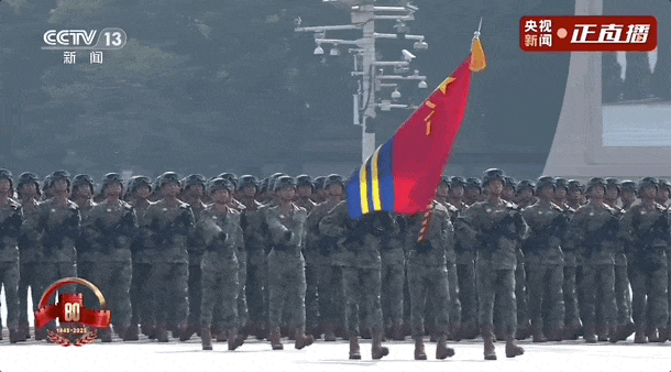 現(xiàn)在正是入圈當(dāng)軍迷的好時(shí)候 閱兵新知識(shí)引發(fā)熱潮