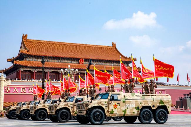 韩国学生被中国阅兵震撼 文化输出的视觉震撼