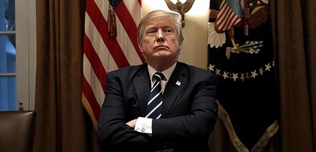 中国阅兵赢得世界尊重，特朗普不甘示弱，怒斥美军重搞阅兵抢风头