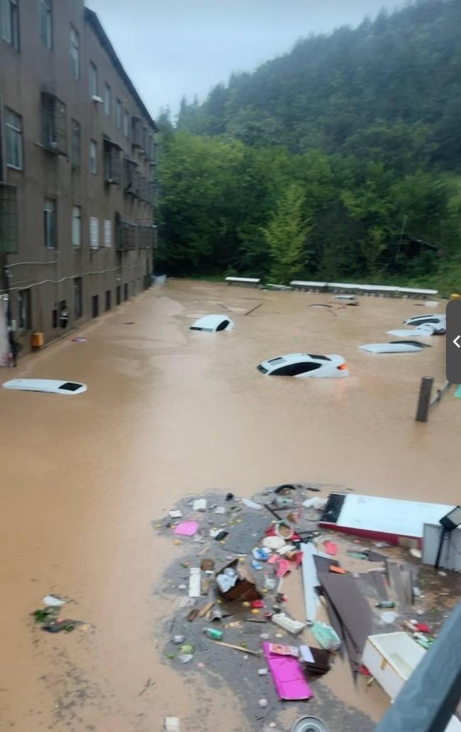 四川广元启动四级防汛应急响应 强降雨引发多处险情