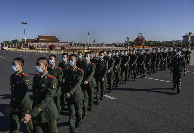 揭秘新华社阅兵“神图”是怎么拍的 技术与速度的完美结合