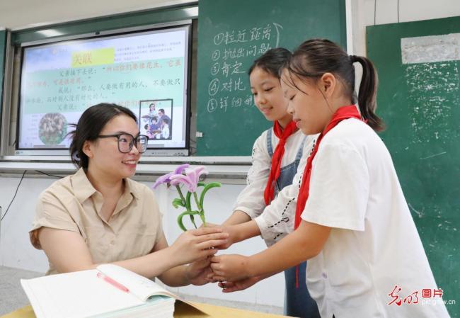教师节图片 学生创意礼物🎁表感恩