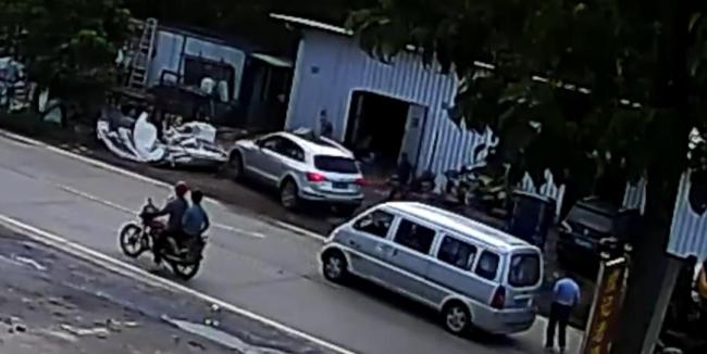 湖南男子驾车碾死同学被判死缓 家属拒绝赔偿求抗诉