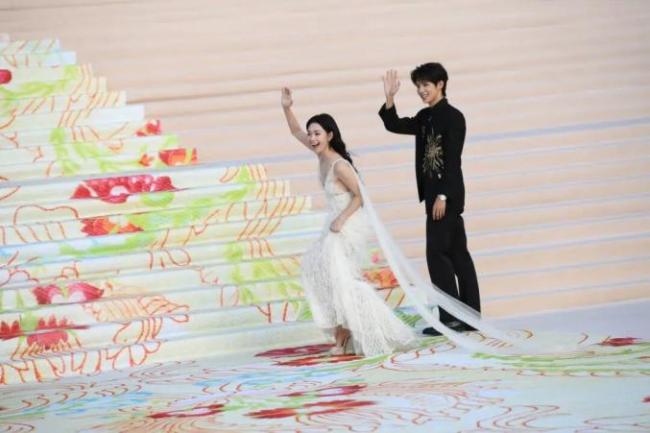 大半个娱乐圈都来成都了 金熊猫盛典星光璀璨