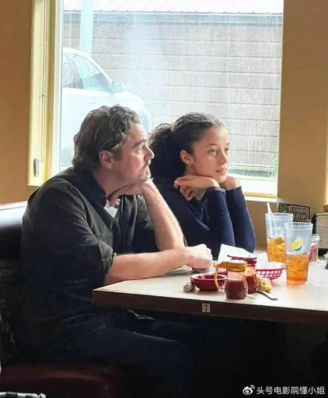 三大影帝，年度最佳！小李子新片口碑出炉，斯皮尔伯格大赞疯狂 神仙阵容震撼登场