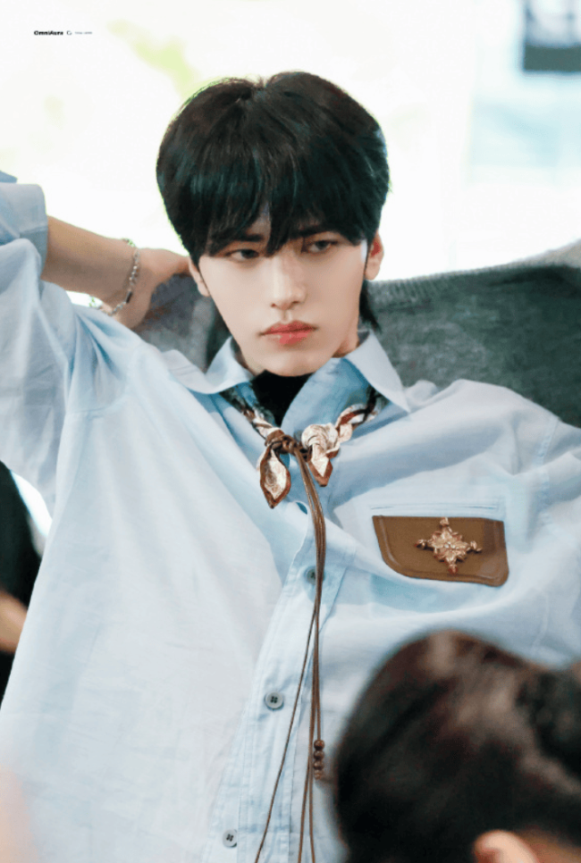 宁静拽邵子恒出来饭撒 跨代际温馨互动成亮点