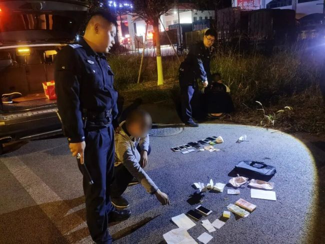 湄潭公安破获特大跨省假烟案 全链条犯罪网络被摧毁