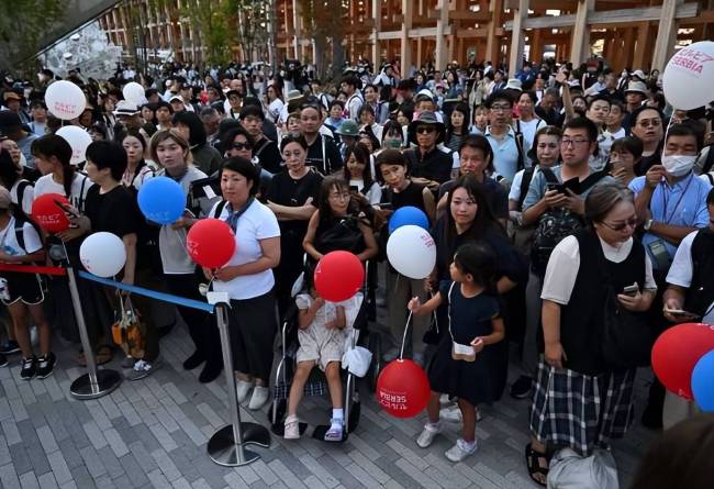 武契奇为何访问日本 深化经济联系