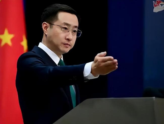 外交部回应黄仁勋涉华言论 反对歧视性做法