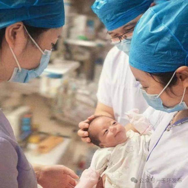 750克僅手掌大小超早產(chǎn)兒闖過(guò)生死關(guān) 61天創(chuàng)造生命奇跡
