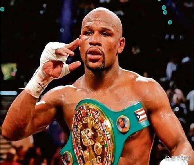 金童霍亚：梅威瑟是艺术家，比克劳福德高一个档次 拳坛争议再起