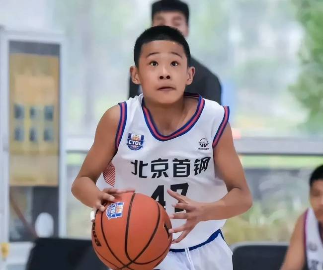 杜锋儿子牛因父亲?丈母娘:跟前女婿没一毛钱关系 全靠教练家人