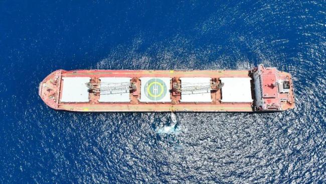 舟师亚丁湾海域遑急挽回一商船船员 彰显就业担当