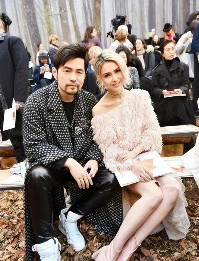 昆凌前三胎王人是剖腹产 感性复兴生养话题