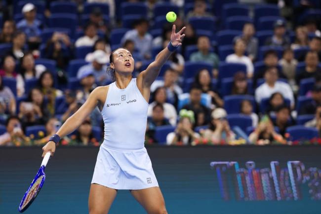 开门红！郑钦文伤愈复出 2-0横扫晋级 状态火热回归