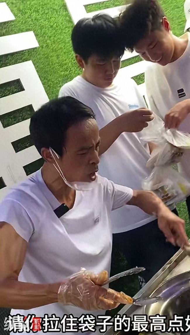 景德镇城管为鸡排哥成立工作专班