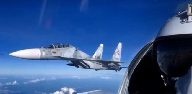 美国与委内瑞拉谁更怕擦枪走火 血腥冲突已开启