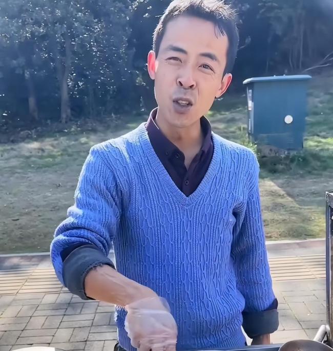 鸡排哥发声感谢网友关心 真诚服务温暖人心
