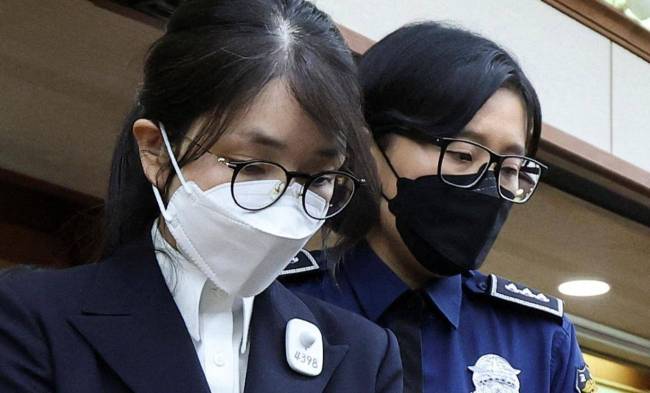 尹锡悦被曝26日出庭后身体不适 哭诉监狱生活过不下去 
