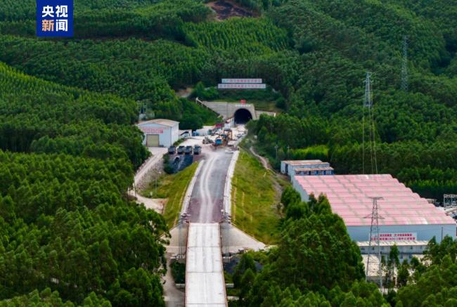 Liwu铁路上的所有54条隧道都已完成，预计将在明