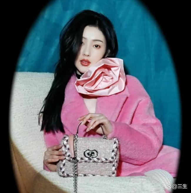 张天爱大白桃身而为贼我很抱歉 梦想成真开服装店