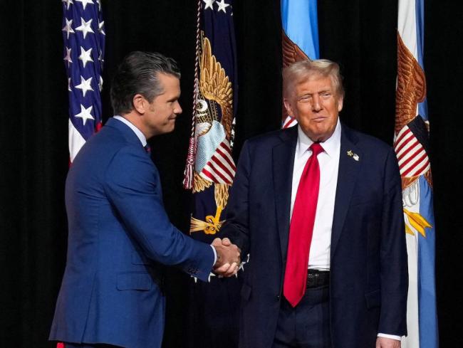 特朗普讲70分钟 全美将领沉默70分钟 军队高层全程静默