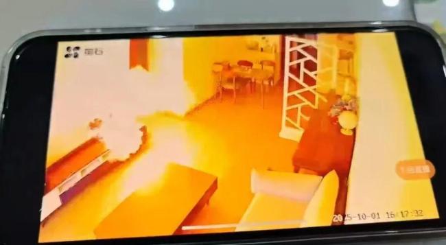 长沙女子买3C充电宝不到一周燃爆