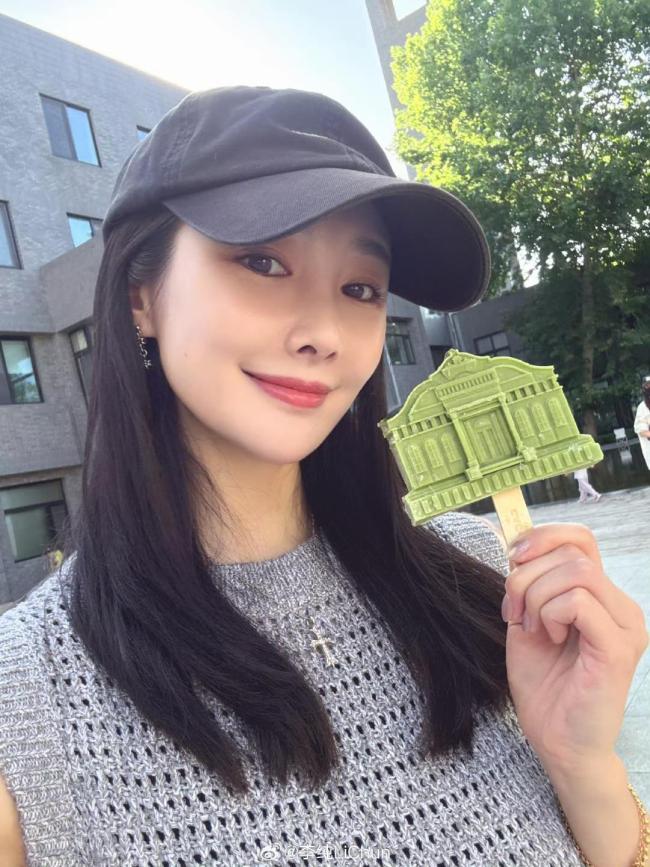 李纯经纪人帮她和马頔组相亲局 缘分促成佳话