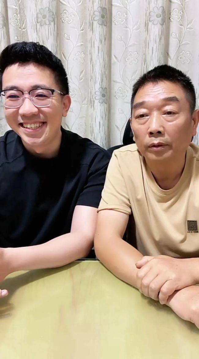 章莹颖男友已开始新恋情 直播中首度回应