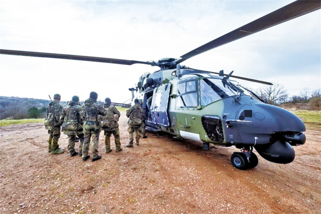 普京回应德军将成欧洲最强大军队