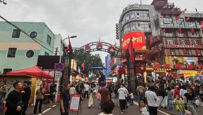 再访淄博：网红喧嚣事后的万亿宏愿 从“烤”场到产业引擎