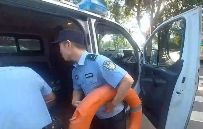 浙江“00后”新警出手 凭实力抢镜！