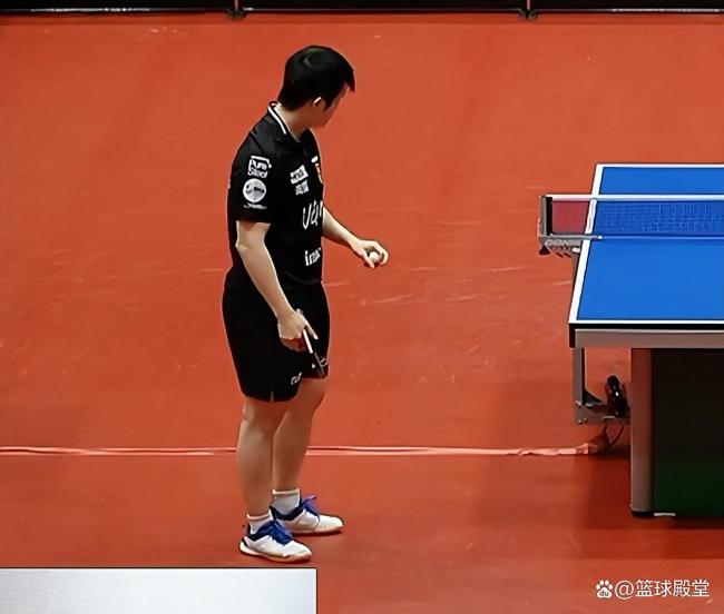 Fan Zhendong 1-3 Aguilei在秋季竞技场打架
